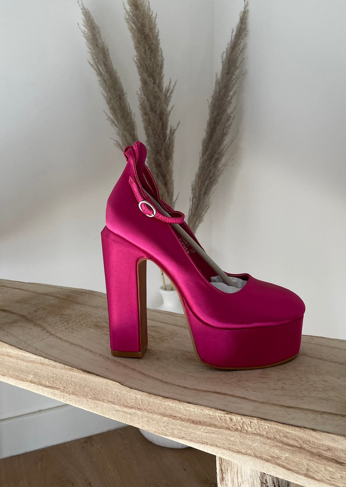 Talons à plateformes roses